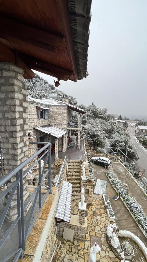 Stone Maisonettes Aigio Exterior photo